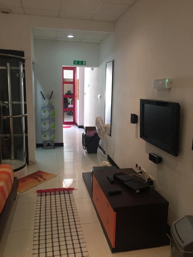 The Red Door Apartment Hamrun Екстериор снимка